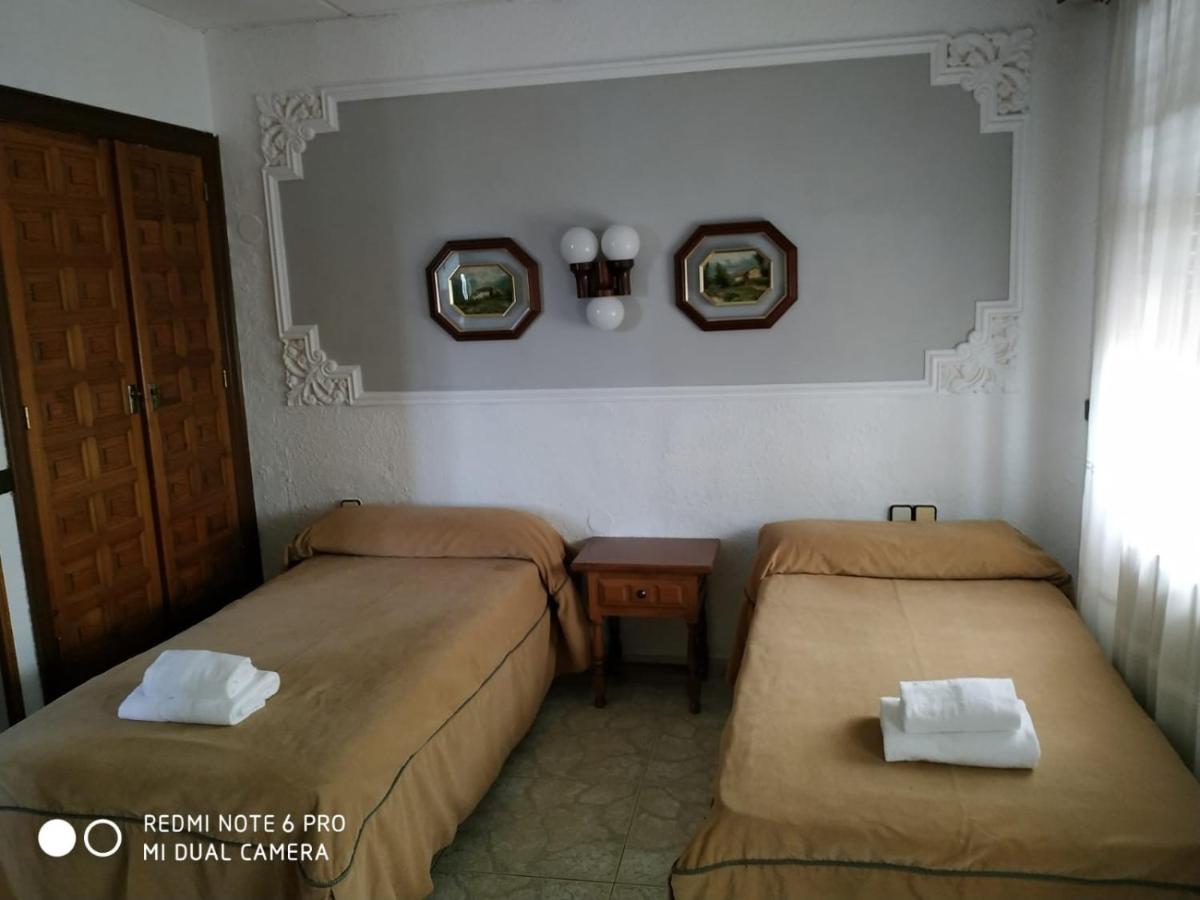 Hotel Montearagon Уэска Экстерьер фото